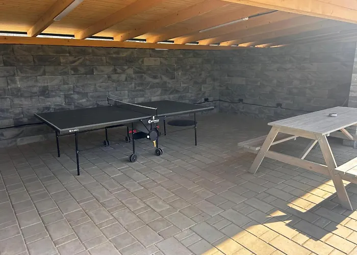 E4 Apartman *